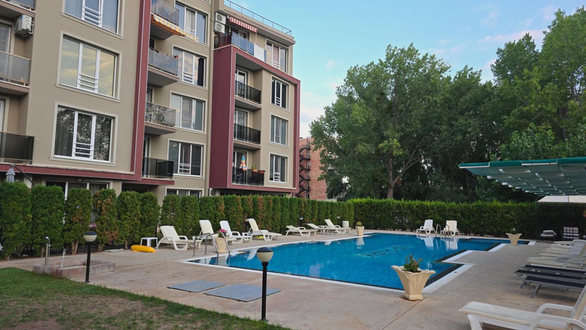 Уютные Апартаменты Vip Park Sunny Beach Exterior foto
